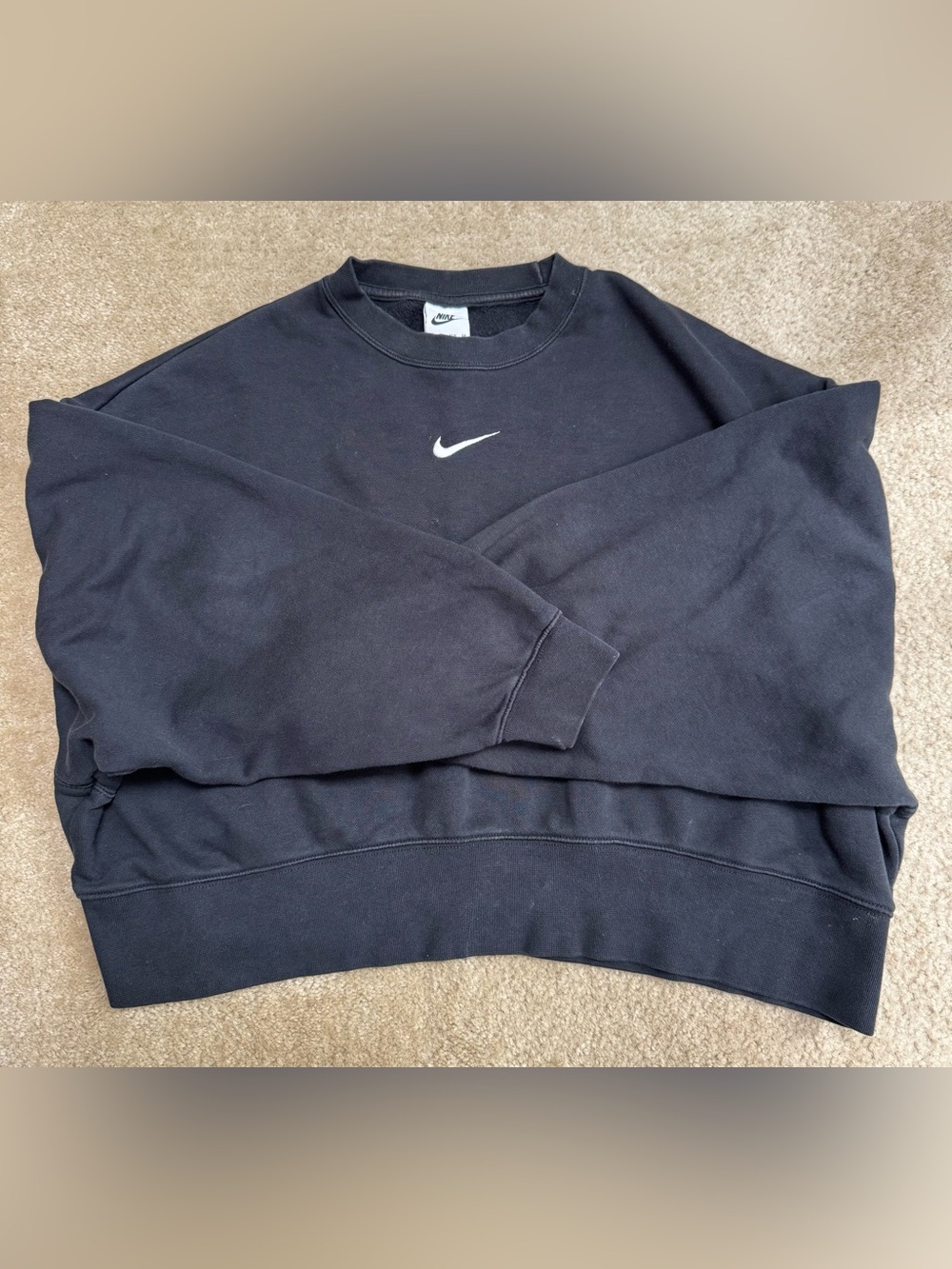 Women’s Sz XS Nike Black Cropped Fit Crewneck Sweatshirt with White Swoosh